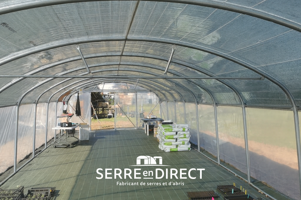 Comment bien ventiler une serre de jardin